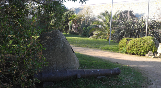 Vestiges de la guerre Nautisme Article