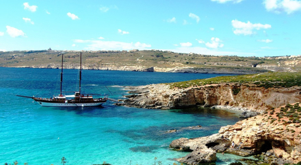 Comino à Malte, un très beau mouillage peu fréquenté en hiver...  Comino à Malte, un très beau mouillage peu fréquenté en hiver...