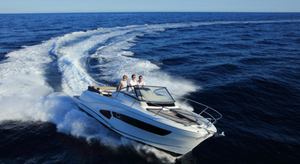 Jeanneau : le Cap Camarat 10.5 WA élu bateau de l’année