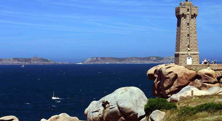 Phare de Ploumanac'h en Bretagne Phare de Ploumanac'h en Bretagne