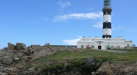Phare du Créac'h sur l'île d'Ouessant dans le Finistère Phare du Créac'h sur l'île d'Ouessant dans le Finistère