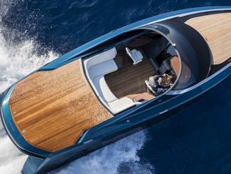 Quand l’automobile vous mène en bateau…