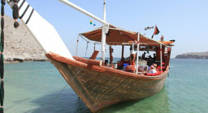 Un majestueux boutre omanais va prendre la route pour Paris depuis la Bretagne