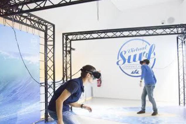 Virtual Surf Expérience étonnante à La Cité De Locéan à - 