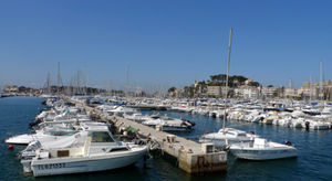 Bateaux-logements et taxe foncière