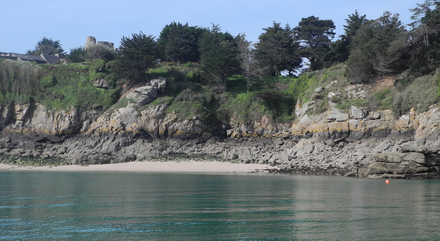 L'île des Ebihens, une crique à l'Est
