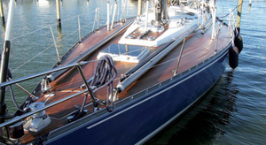 L?entretien du teck sur votre bateau