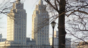 Escale à New York, régate à Newport