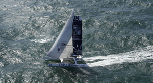 Route du Rhum : premiers bords pour Sébastien Josse sur son multicoque de 70 pieds