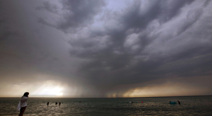 Que faire en cas d’orage à la plage ?