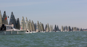 Faux départ pour le championnat européen des finns