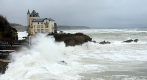 Spectacle dantesque sur la façade atlantique