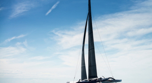 Un trimaran de 40 mètres au départ de la prochaine Route du Rhum
