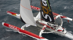 Record autour du monde: Thomas Coville fait demi-tour