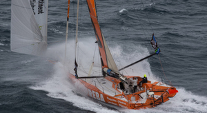 Les concurrents restent au port