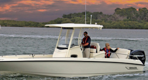 Boston Whaler élargit ses gammes