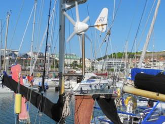 Embarquer une éolienne à bord