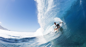 Jérémy Florès, prodige du surf européen