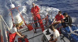 Sébastien Audigane fait le journaliste sur le VOR Maserati