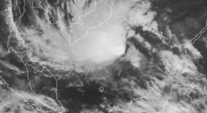 La tempête tropicale Sonamu frappe la Malaisie