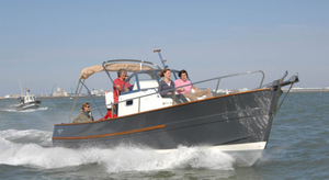 Le Rhéa 750 Open, idéal pour le cabotage ou la pêche