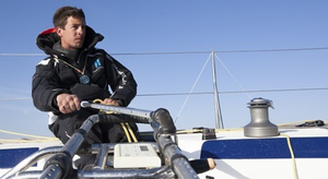 Thomas Normand arrête la course au large