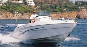 Les moteurs Evinrude s’allient à Aquamar