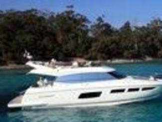 Bénéteau sauvé par la Chine et les bateaux à...