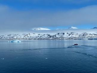A la découverte du Spitzberg en bateau-polaire...