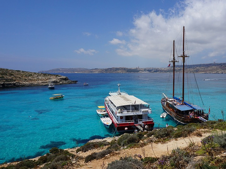 Le lagon bleu Le lagon bleu