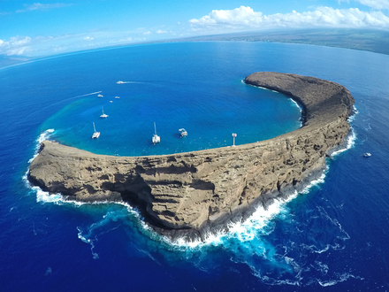  Le crat&egrave;re du volcan Molokini