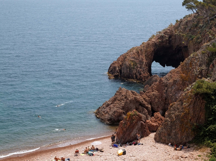 Pointe de l'Aiguille, Theoule-sur-mer Pointe de l'Aiguille, Theoule-sur-mer