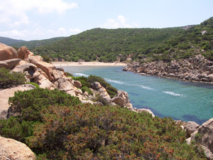 La secrète Cala d'Agulia sur l'île de Beauté