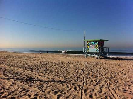 Los Angeles et ses célèbres cabanes de sauveteurs à Venice Beach Los Angeles et ses célèbres cabanes de sauveteurs à Venice Beach