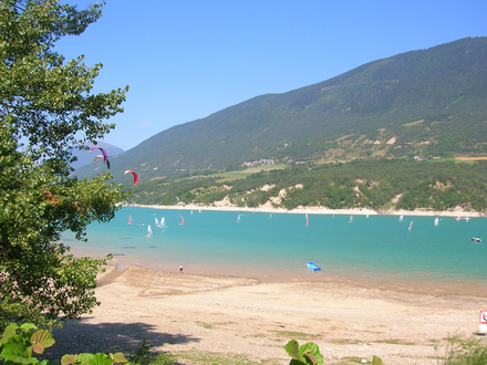 Plage du lac de Monteynard