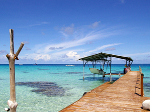 Manihi, « l'île aux perles »