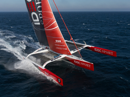 Francis Joyon finira 6e de sa catégorie lors de la dernière édition en 2014. Nautisme Article