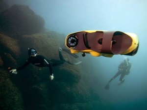 Un drone de plongée sous-marine pour filmer comme le commandant Cousteau