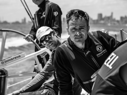 A bord du voilier Dongfeng, Franck Cammas a embarqué en dernière minute pour remplacer Pascal Bidégorry blessé lors de la précédente étape.