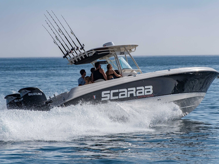 La propulsion hors-bord offre des performances élevées avec des consommations moyennes à la baisse.