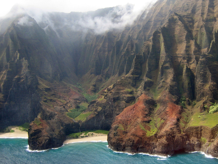 Na Pali Coast, réserve naturelle, incontournable lors d'un séjour à Hawaii.