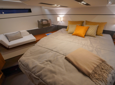 Le Wauquiez existe en version deux ou trois cabines, avec plusieurs bois au choix. Le Wauquiez existe en version deux ou trois cabines, avec plusieurs bois au choix.