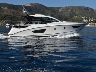 Essai Bénéteau Gran Turismo 50 : un...