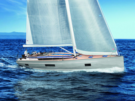 Le C65 est le plus grand voilier de la flotte C-Line et le plus grand du chantier allemand. Le C65 est le plus grand voilier de la flotte C-Line et le plus grand du chantier allemand.