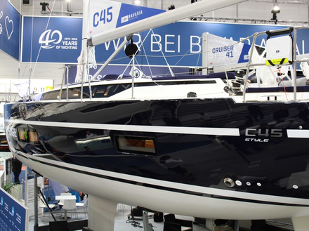 Bavaria Yachts a présenté 8 nouveautés lors du salon de Düsseldorf, dont le C45 et le C65, derniers nés de la gamme C-Line. Bavaria Yachts a présenté 8 nouveautés lors du salon de Düsseldorf, dont le C45 et le C65, derniers nés de la gamme C-Line.