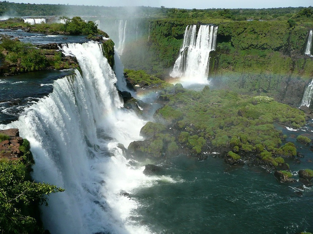 Les chutes d'Iguazu Nautisme Article