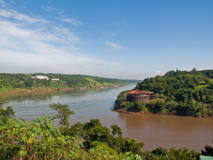 Delta du Paraná, à la confluence de Iguazu Delta du Paraná, à la confluence de Iguazu