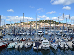 A Sète, un projet de marina pour méga-yachts divise la population
