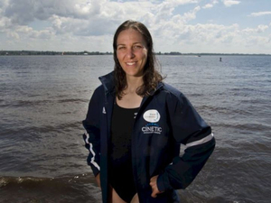 Traversée de l'Atlantique à la nage : entraînement à la Rochelle pour Heidi Levasseur