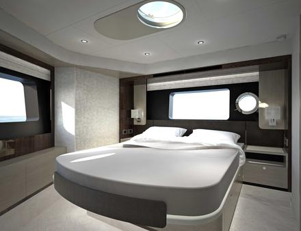 Ce modèle se distingue par son aménagement spacieux : trois cabines doubles avec chacune leur salle de bain. Elles se situeront toutes sur le pont inférieur. Nautisme Article